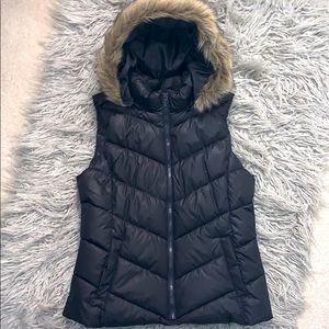 GAP Black Puffer Vest